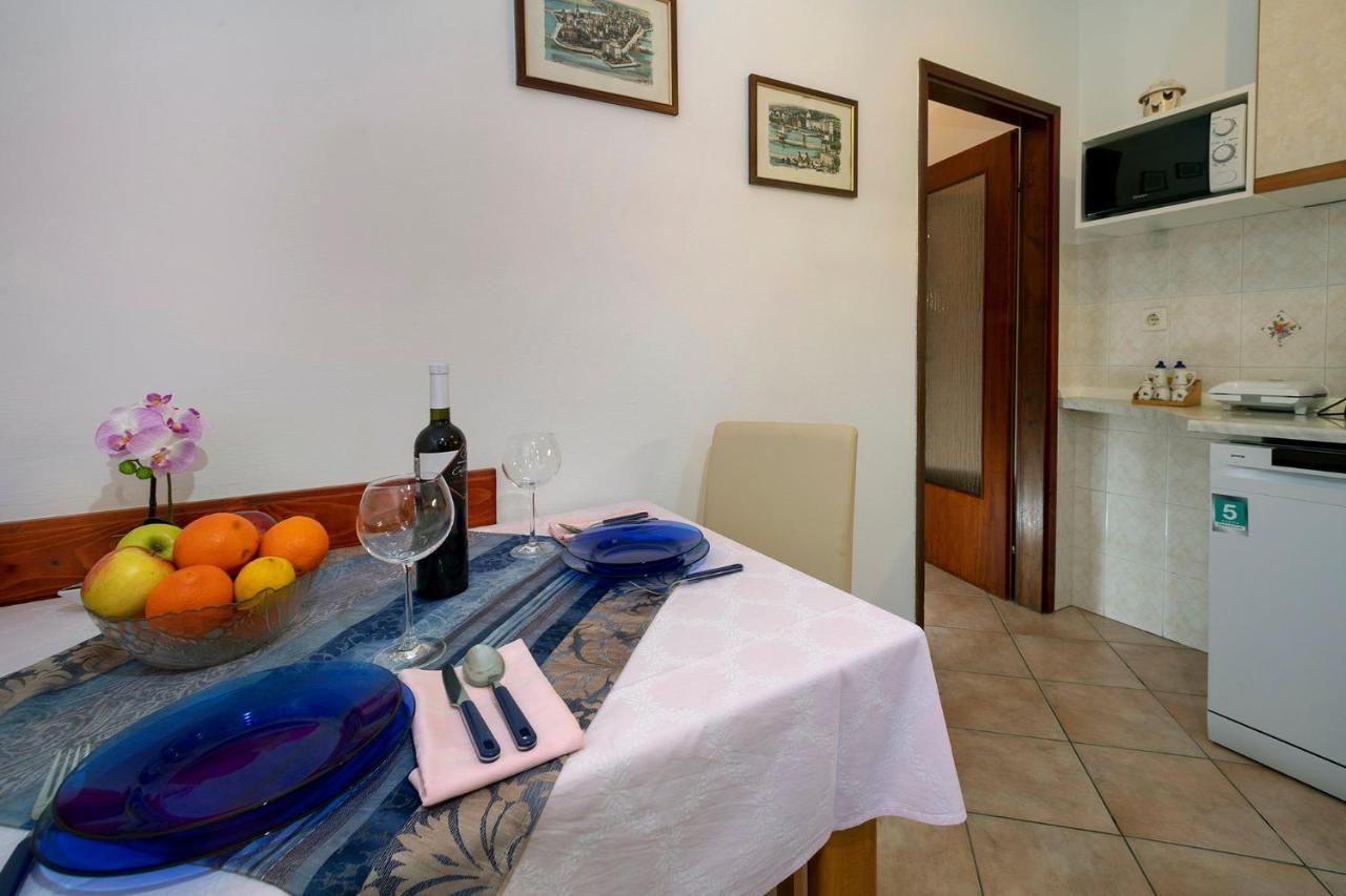 Apartman Ornela Poreč Eksteriør bilde
